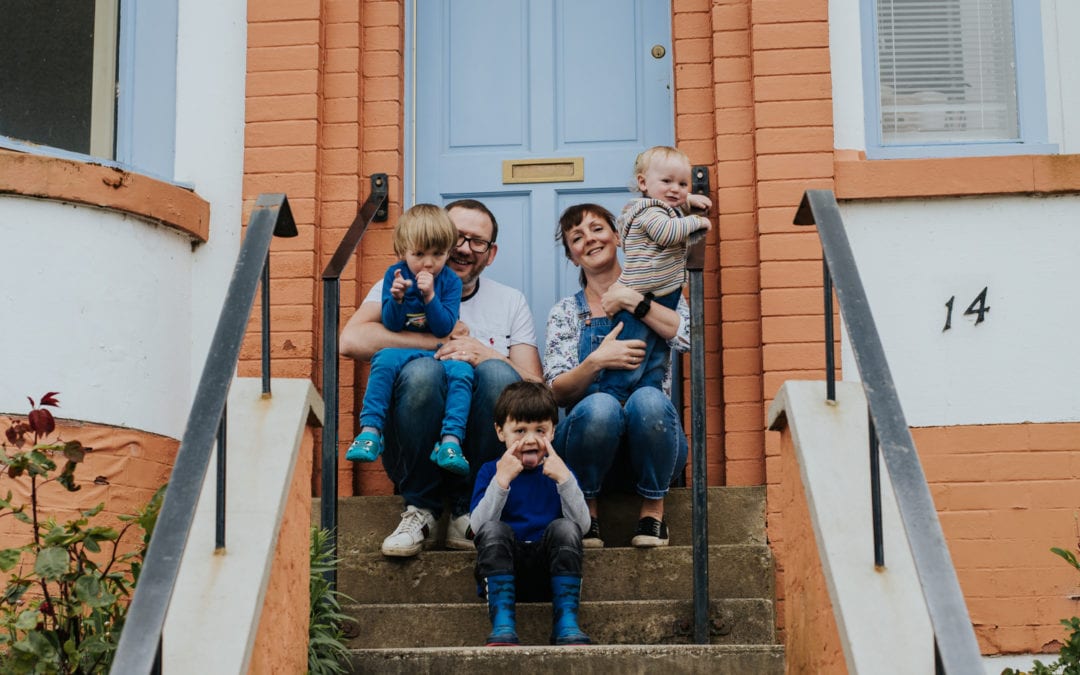 Edinburgh doorstep family photography